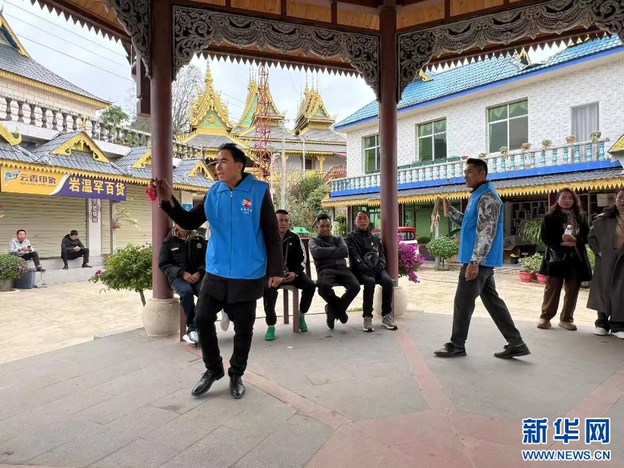法治星火耀边疆云南普法强基的多元答卷_新华网(图3)