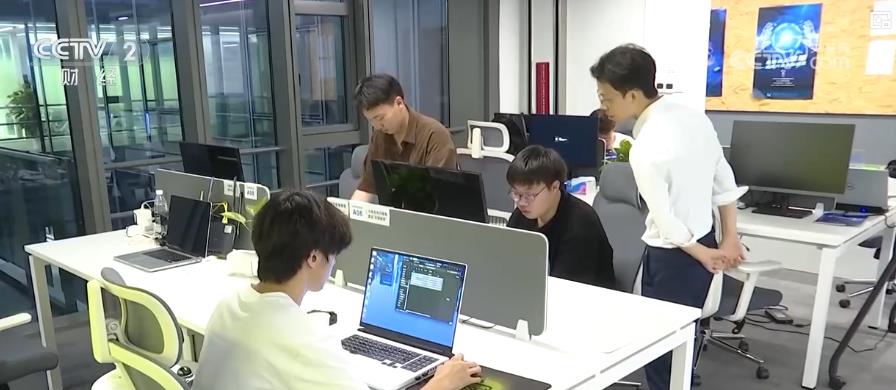 “线上+服务”护航民营经济发展优质高效(图1)
